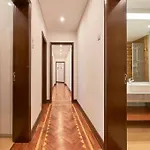 Corner House * Лиссабон