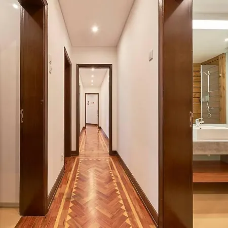 Corner House * Lisbona
